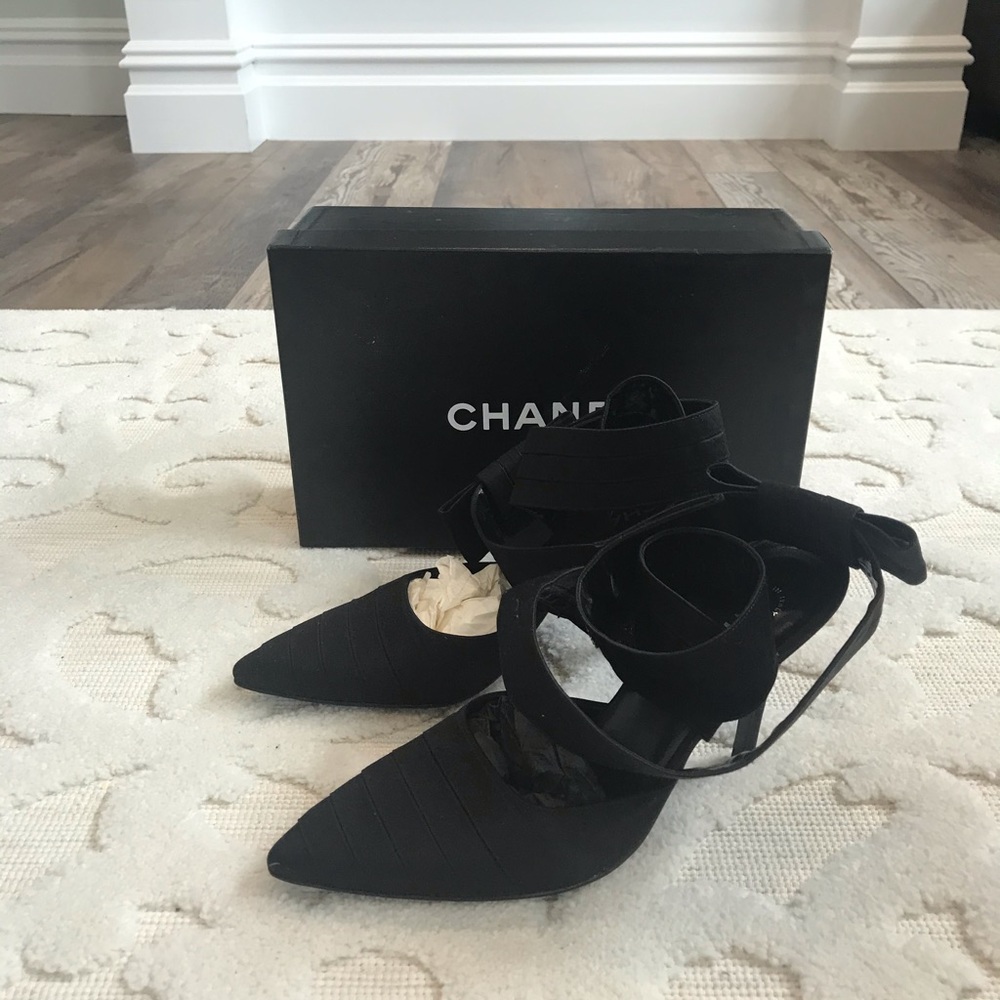 AUTHENTIC CHANEL VINTAGE Black Crystal CC Logo Strappy Dress Heels - Picture 7 of 12